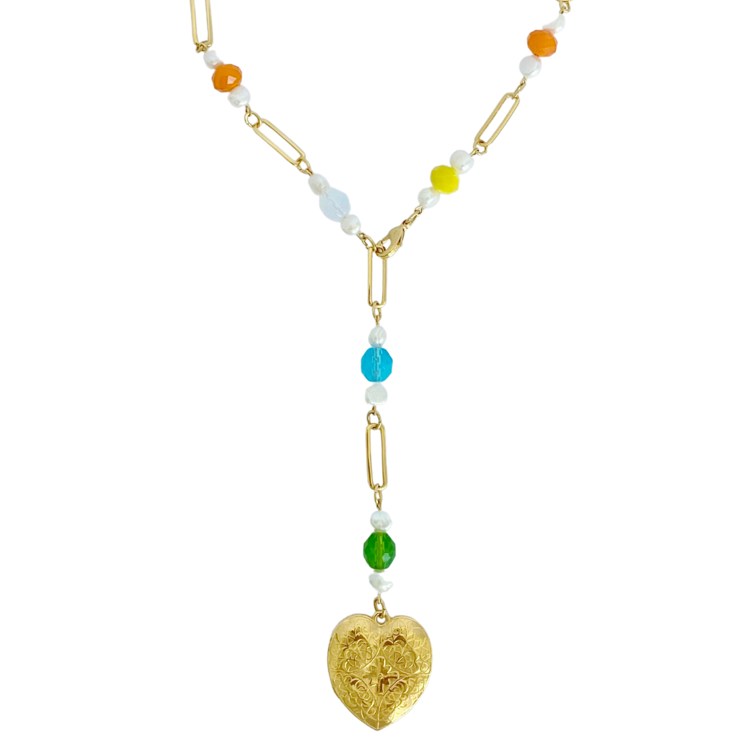 ALEMAGOU NECKLACE WITH 24K GOLD PLATED CHAIN LINKS AND AUSTRIAN CRYSTALS AND FRESH WATER PEARLS WITH 24K GOLD PLATED HEART PENDANT