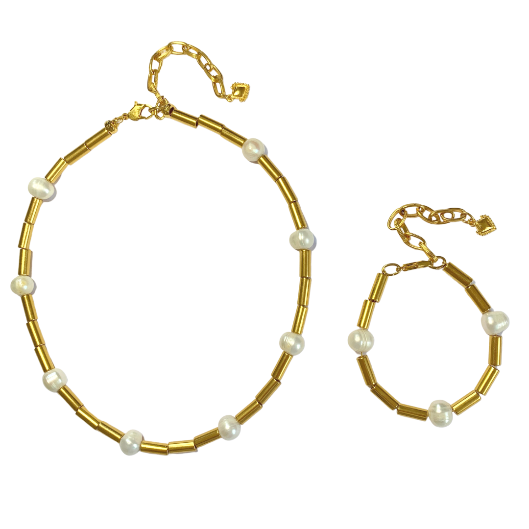 ATHENAIS BRACELET WITH GOLD TUBE BEADS AND FRESHWATER NUGGET PEARLS