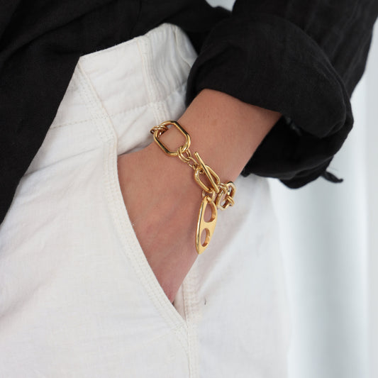 ERATO BRACELET 24K GOLD PLATED HAND CRAFTED LARGE LINK CHAIN BRACELET WITH TOGGLE CLASP CLOSURE