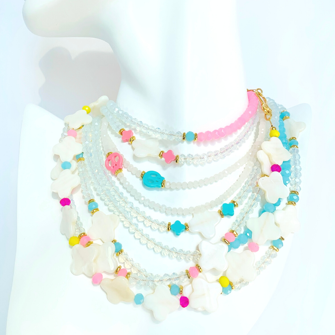 KASSOS NECKLACE IN MOTHER OF PEARL AND OPAQUE SWAROVSKI CRYSTALS