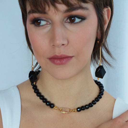 ORNOS NECKLACE IN BLACK AUSTRIAN CRYSTALSWITH CARABINER CLASP WITH PAVE COLOURED ZIRCON