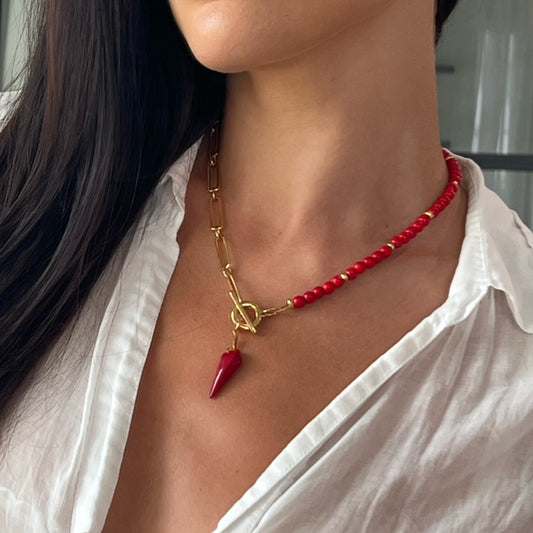 YIN YANG NECKLACE WITH HALF HALF PAPERCLIP CHAIN AND CORAL HOWLITE BEADS