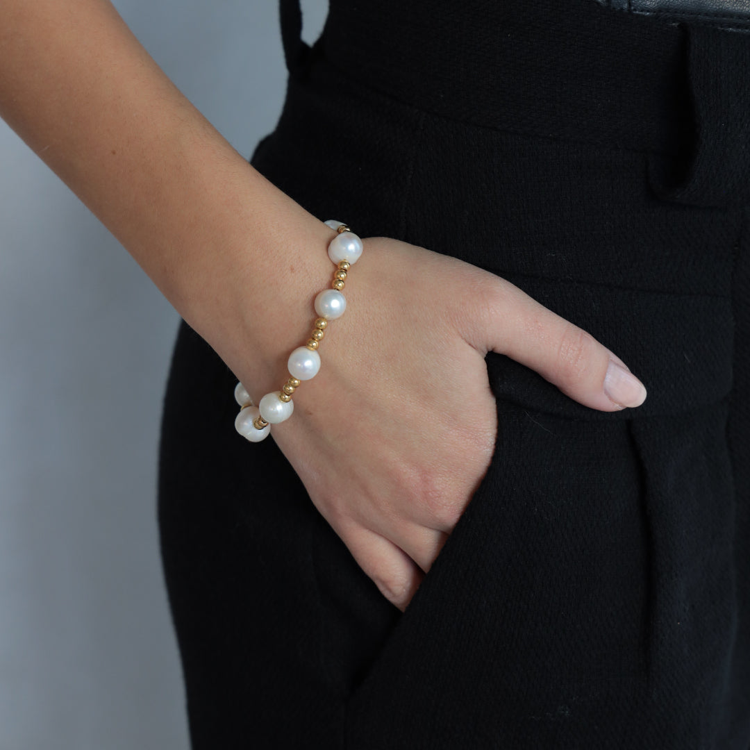 MADDALENA BRACELET WITH FRESHWATER PEARL AND GOLD PLATED SMALL BEADS